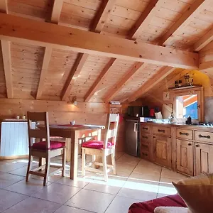 Bienvenue Dans Notre Chalet! Les Sitelles Appartement